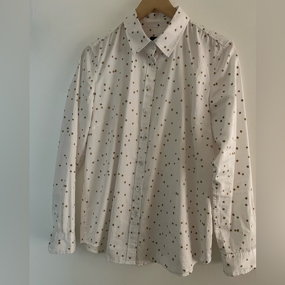 Talbots mini stars button down long sleeve shirt. Worn once!! Size M - Picture 9 of 10